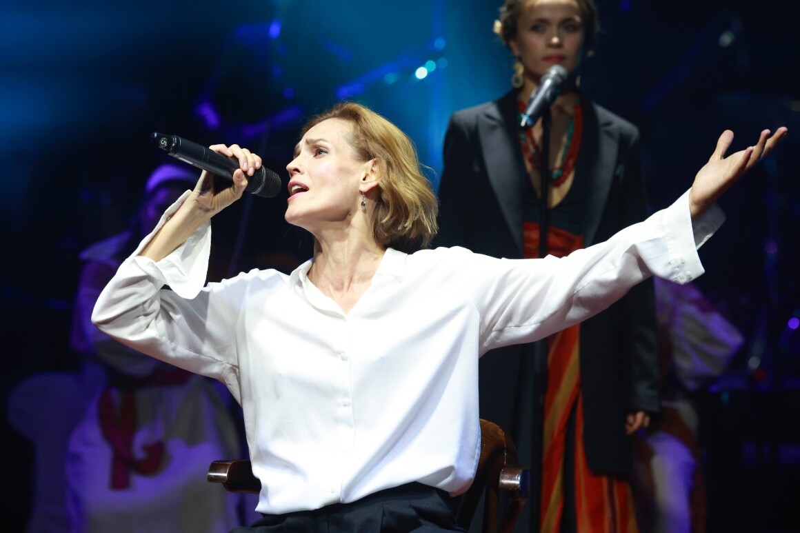 Сцена из концерта «Моя любовь»